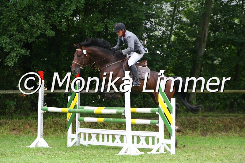 007L8144_Sacipont_Spring Axx.JPG